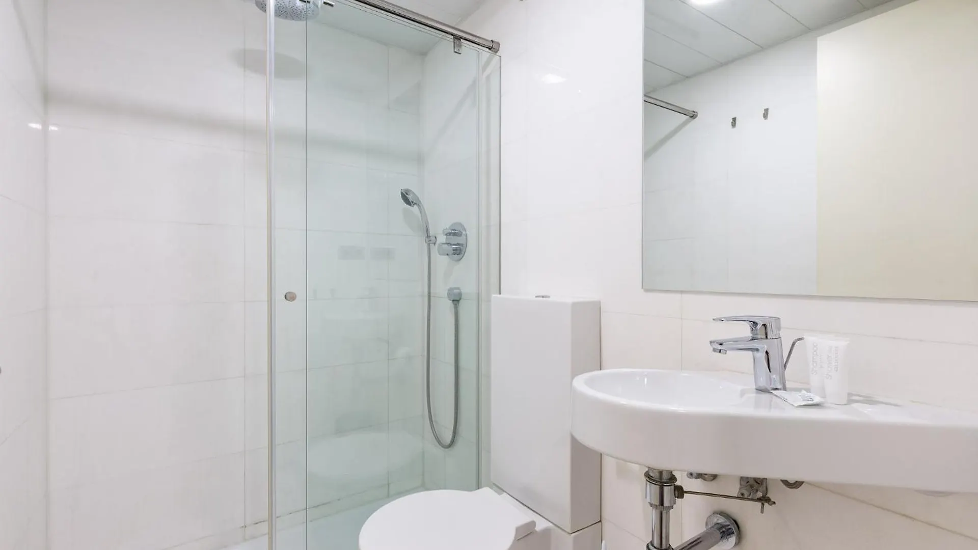 Ola Living Plaza Catalunya Daire Barselona