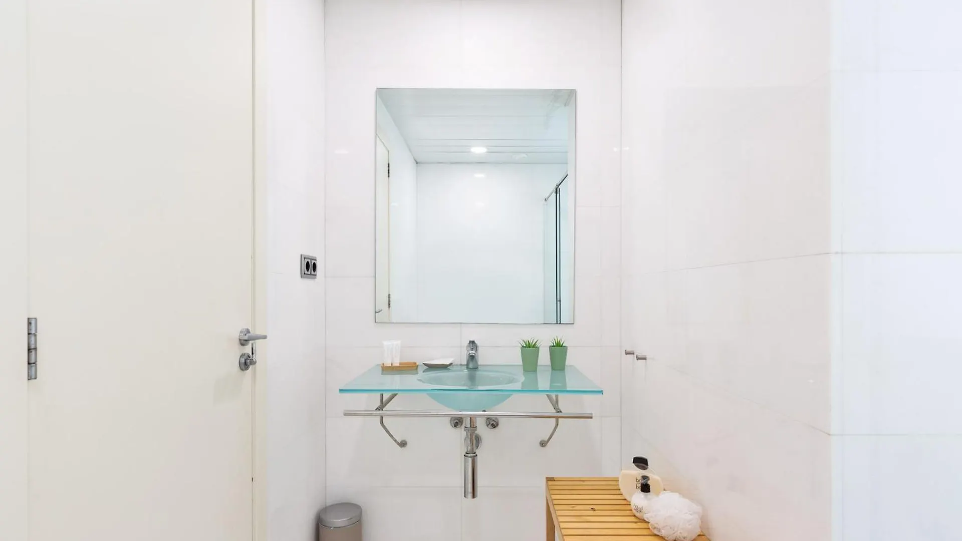 Ola Living Plaza Catalunya Daire Barselona