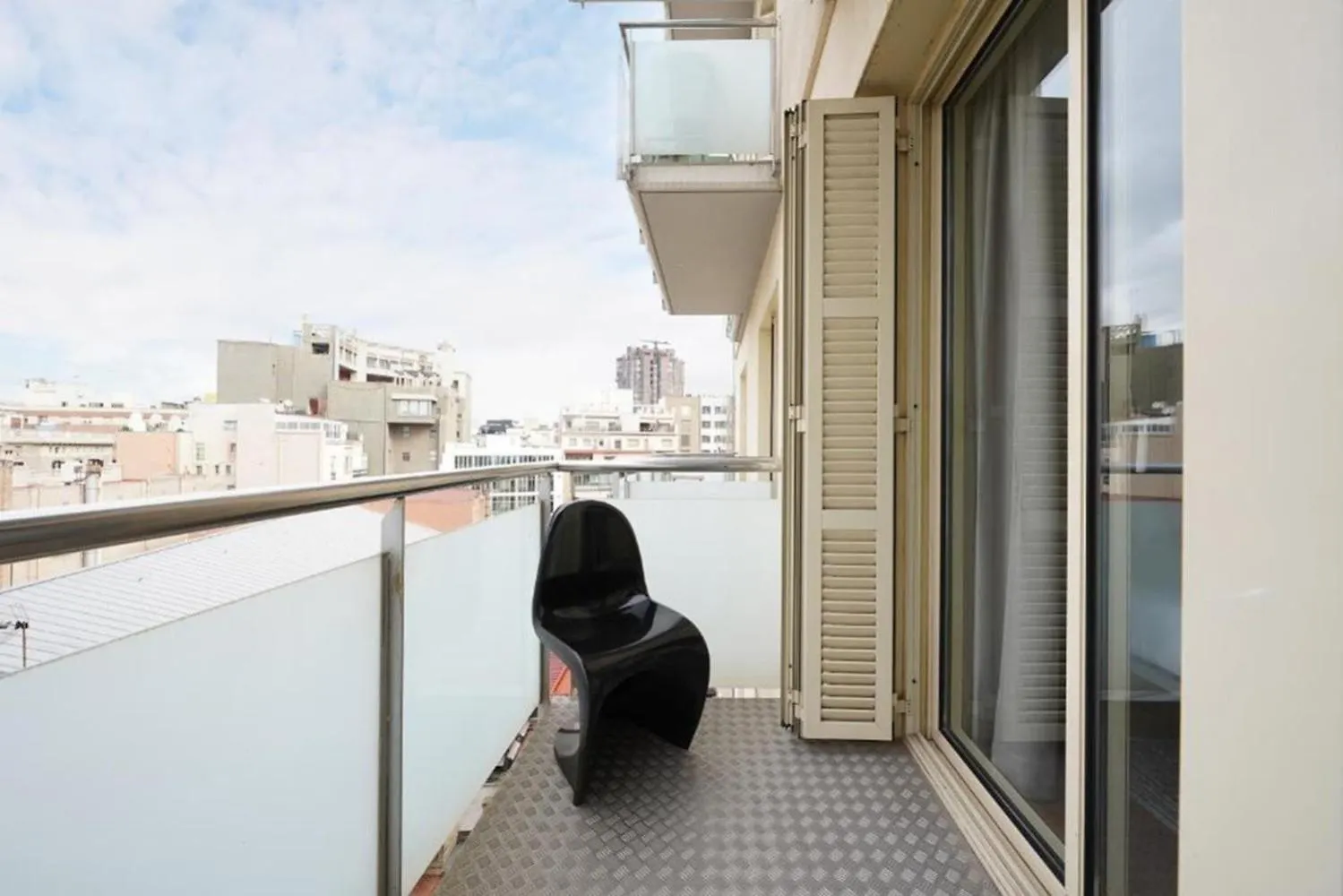 Ola Living Plaza Catalunya Apartment Barcelona 0*,  Spain